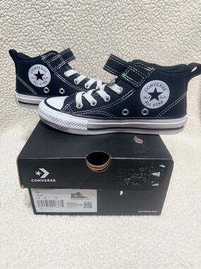 Converse Kids High Top Sneakers - Black/White